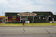 B6UP Pawn & Gun