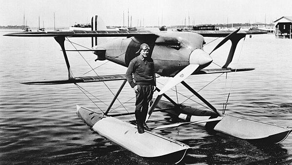 Jimmy Doolittle in 1928 with his Curtiss R3C-2, around the time he pioneered blind flying