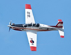 Demonstration_Flight_of_ROKAF_New_Light_Trainer_KT-1_'Woongbi'(cropped).jpg