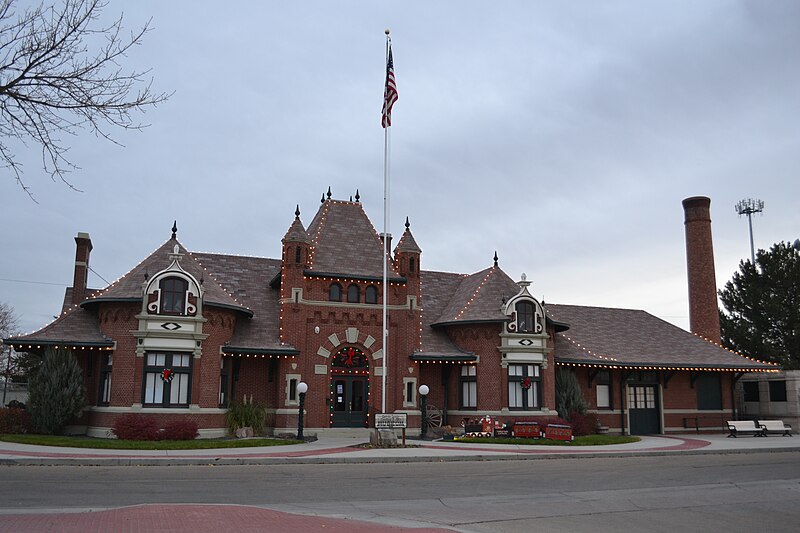 File:Depot (Nampa, Idaho).jpg