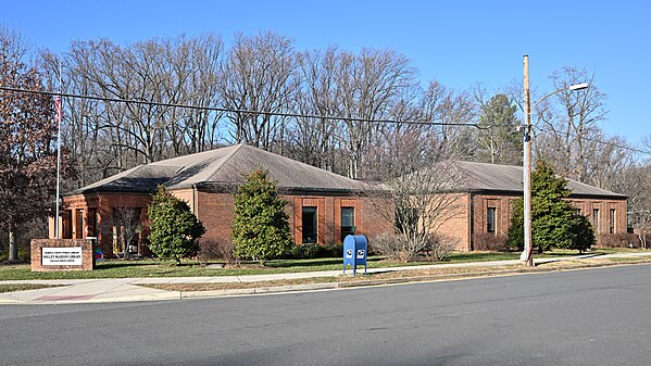 Dolley Madison Library side, McLean, VA