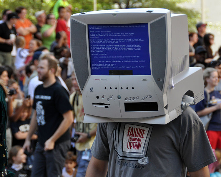 File:Dragon Con Compac Man.jpg