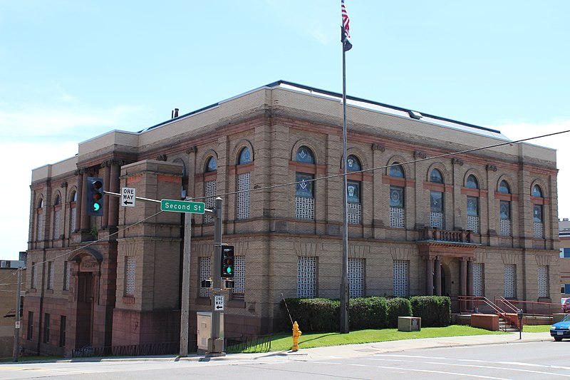 File:Duluth Masonic Temple 3.jpg