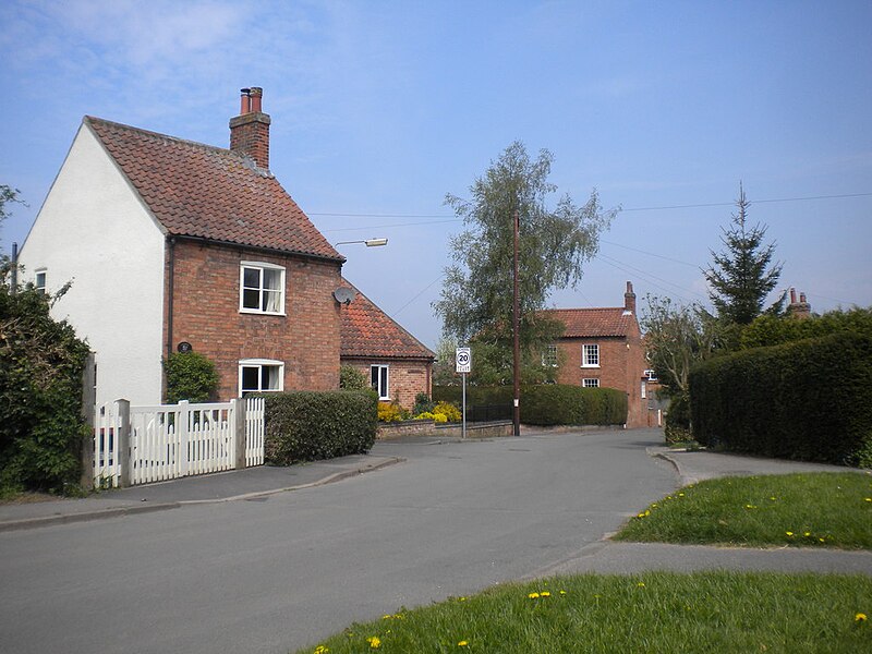 File:East end of Radley Road or Church Lane, Halam - geograph.org.uk - 5141237.jpg