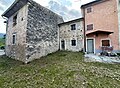 Edificio a schiera nella contrada Mezzavilla