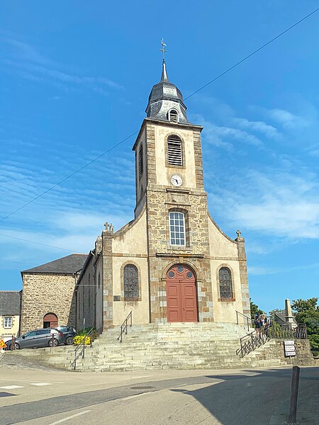 File:Eglise-Saint-Colomban-de-Saint-Coulomb-35-byRundvald.jpg