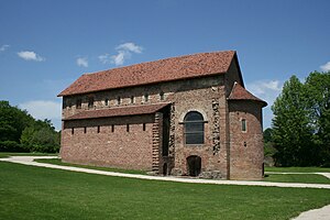 Michelstadt: Geografie, Geschichte, Bevölkerung