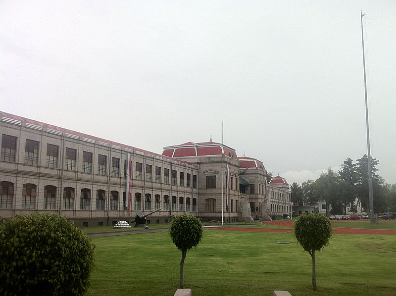 File:El H Colegio militar.JPG