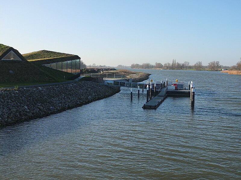 File:Exterieur Biesbosch Museum Werkendam DSCF1490.jpg