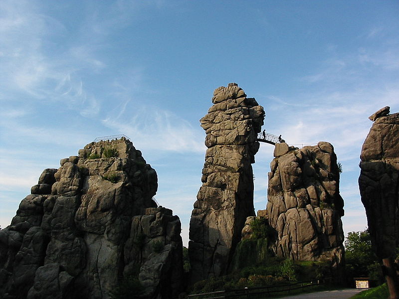 File:Externsteine (Wittekind) 5.jpg