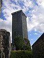 La torre del chastèl d'Apchièr.