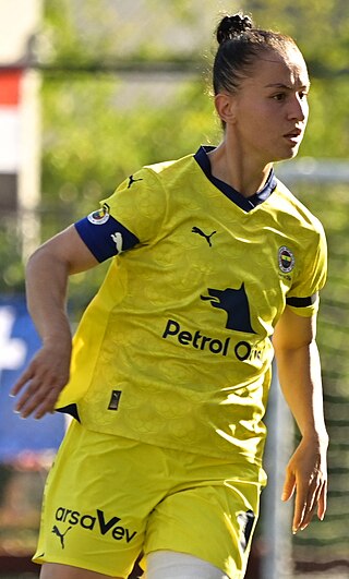 <span class="mw-page-title-main">Fatma Kara</span> Turkish womens football midfielder (born 1991)