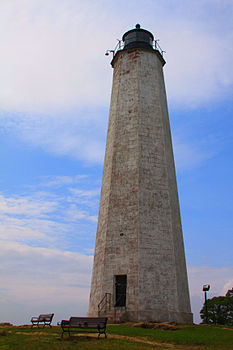 File:Five Mile Point Lighthouse (CT).jpg