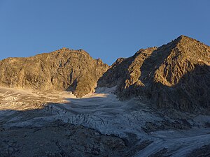 Western (left) and Eastern Floitenspitze from the southeast