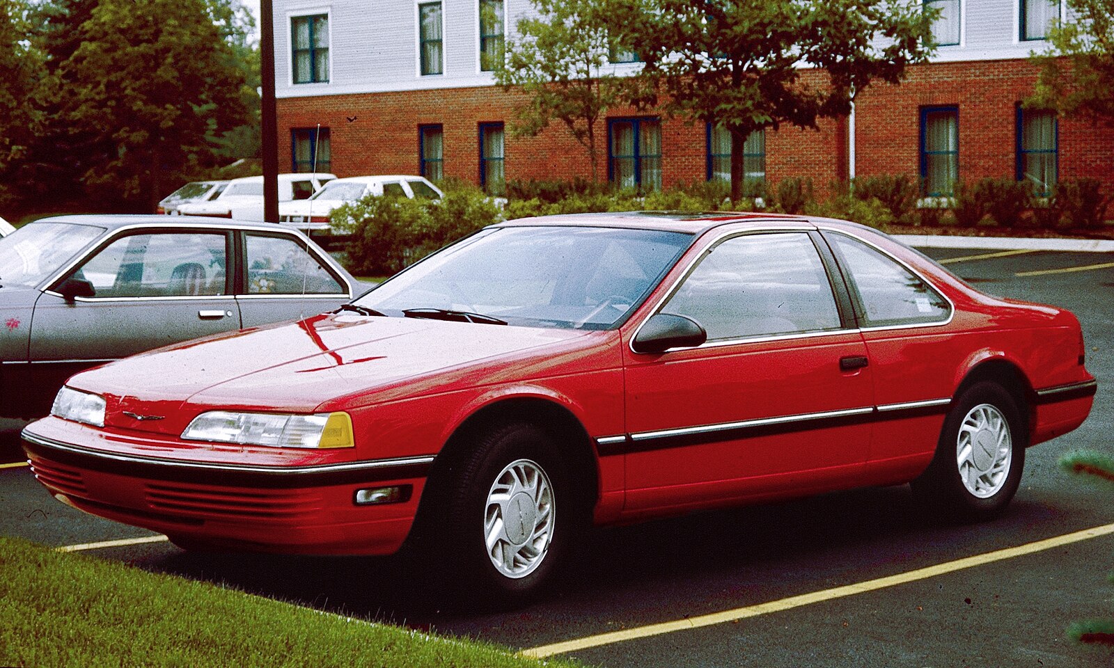 Ford Thunderbird 1990