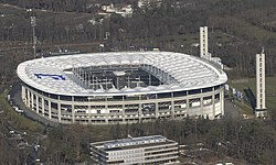 Commerzbank Arena (Stade de la Coupe du Monde de la FIFA, Francfort) Stade : Francfort Capacité : 48 000[6] Club : Eintracht Francfort
