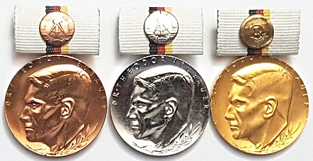GDR Dr Theodor Neubauer Medal.jpg