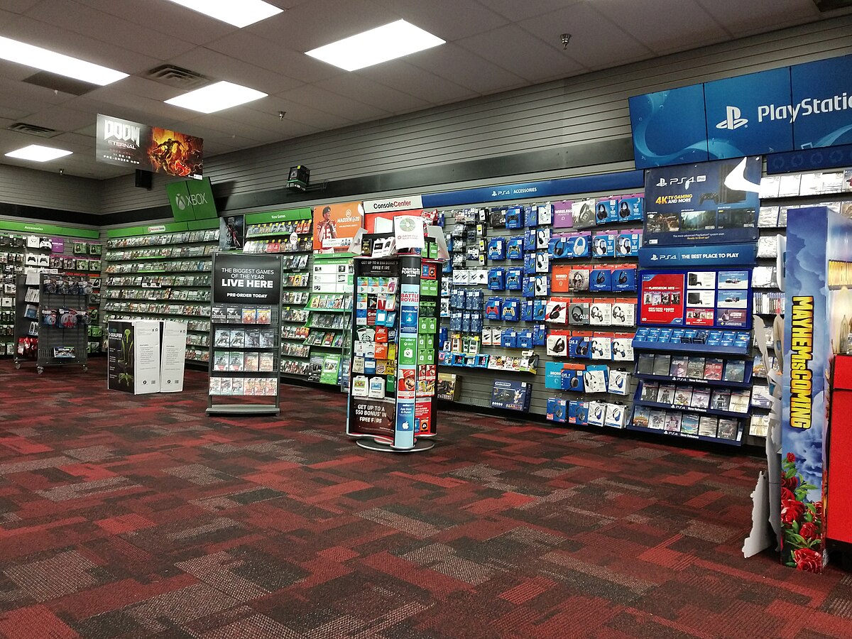 File GameStop interior 2019.jpg Wikipedia