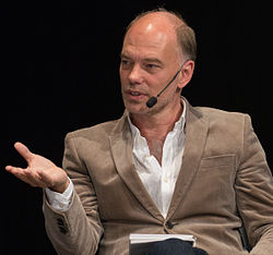 Niklas Hjulström på Gannevik Talks på Kulturhuset i Stockholm 2015.