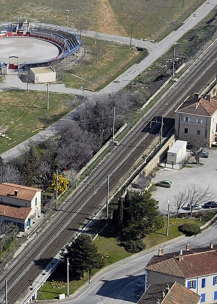 File:Gare Entressen.jpg