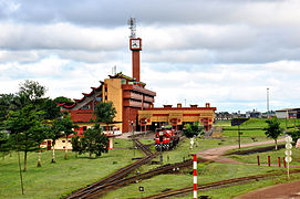 Gare de Bessengue, par Mboupda Talla Roger (d · c · b)