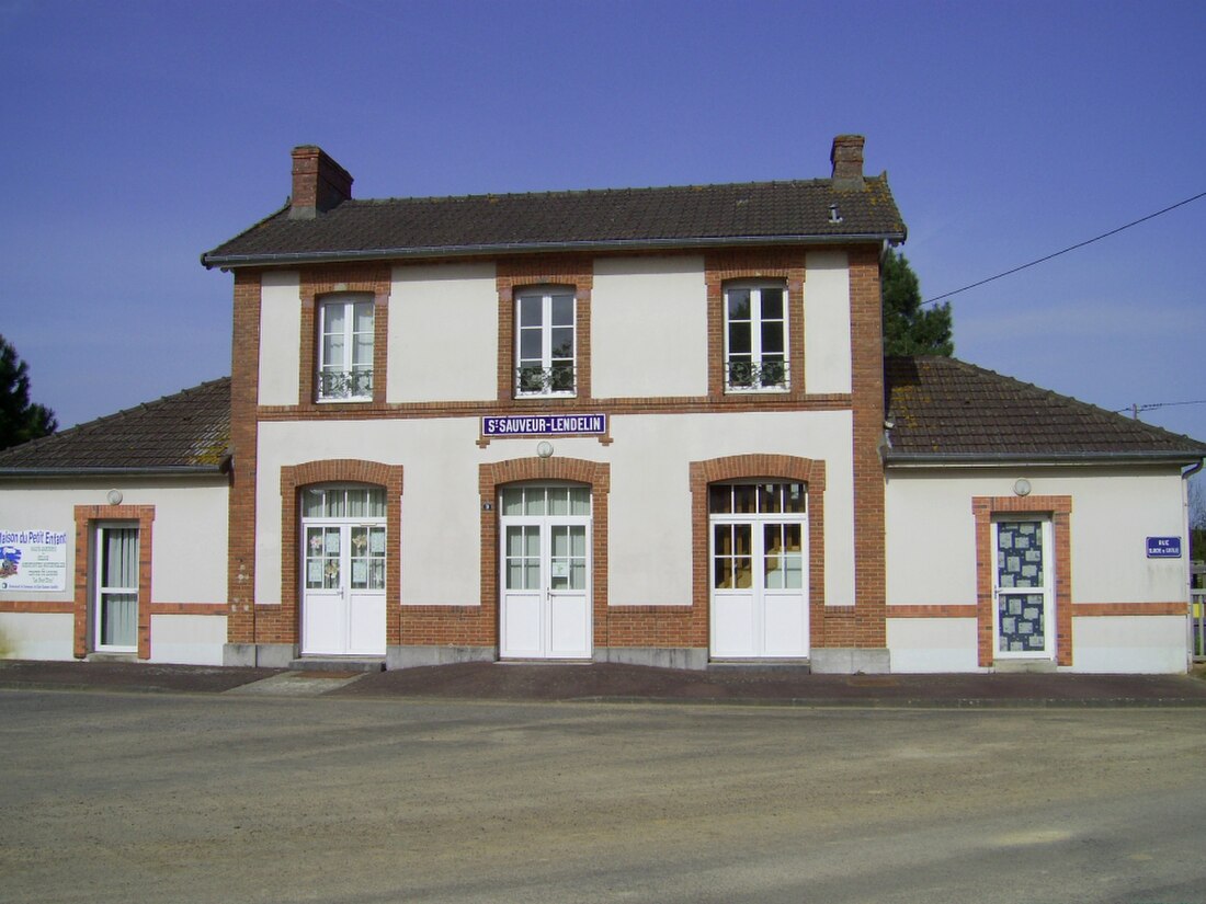 Station Saint-Sauveur-Lendelin