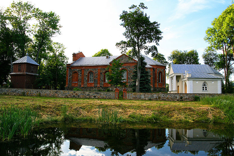 File:Gelvonai Church.jpg