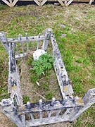 Grave on old graveyard in Nuuk (01) (Kenny McFly).jpg