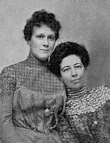 Harriet Ford and Beatrice deMille, from a 1900 publication