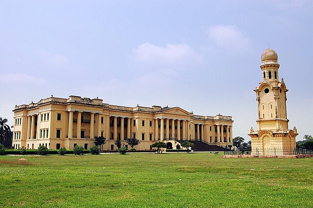 Hazarduari Palace (Palace of a Thousand Doors) was home to the titular Nawabs of Bengal