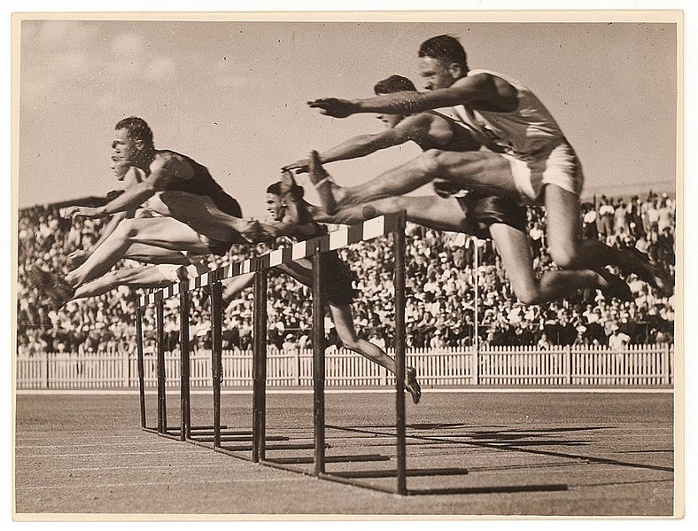 File:Hurdlers, Empire Games, Sydney, 1938 - photographer Sam Hood (5040599632).jpg