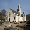 Parochiekerk Sint-Martinus met kerkhof