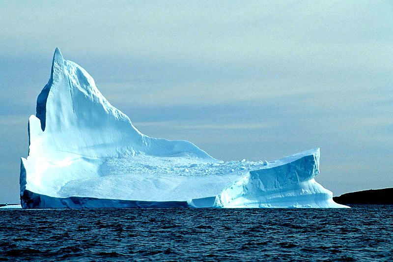 File:Iceberg 12 2000 08 13.jpg