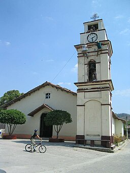 Iglesia de Potonico.jpg