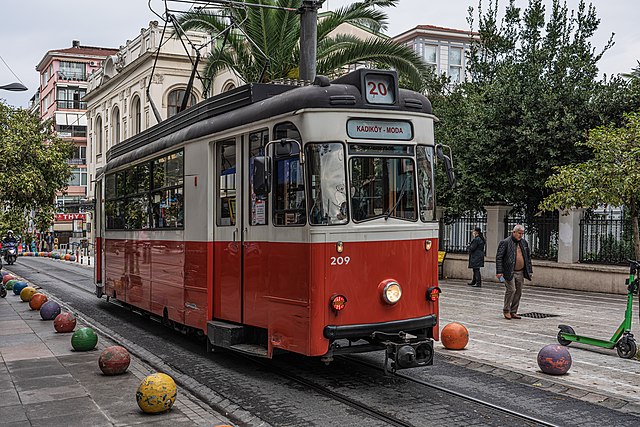 Image: Istanbul asv 2021 11 img 51 Nostalgic tram T3