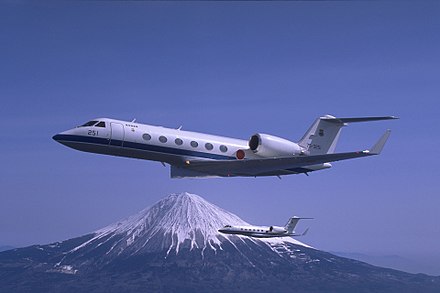 Гольфстрим 4 11. Гольфстрим 4. Gulfstream 4. Gulfstream IV разведчик. Japan Air Force Gulfstream IV.