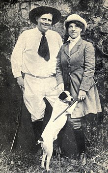 Jack London et sa femme six jours avant la mort de l'écrivain.