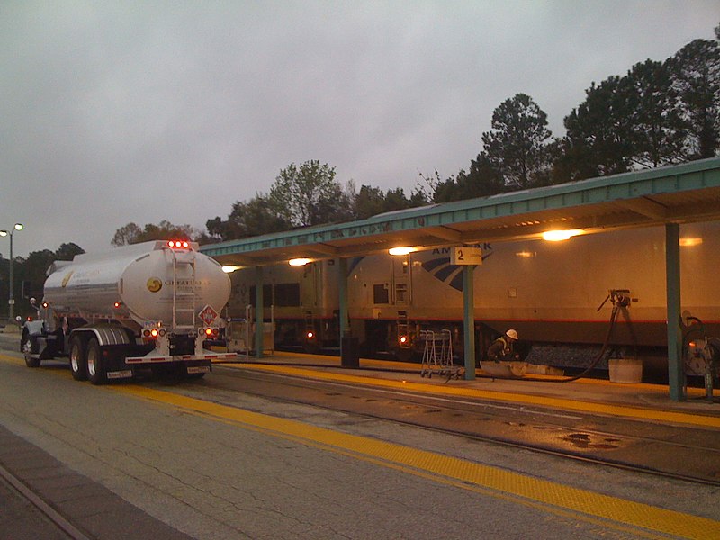 File:Jacksonville Amtrak station train 91 fuel.jpg