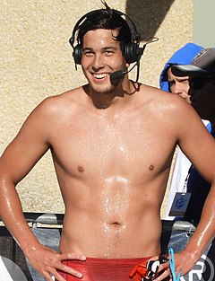 Jay Litherland, 200 ücretsiz ve 400 IM (kırpılmış) .jpg kazandıktan sonra kazandıktan sonra