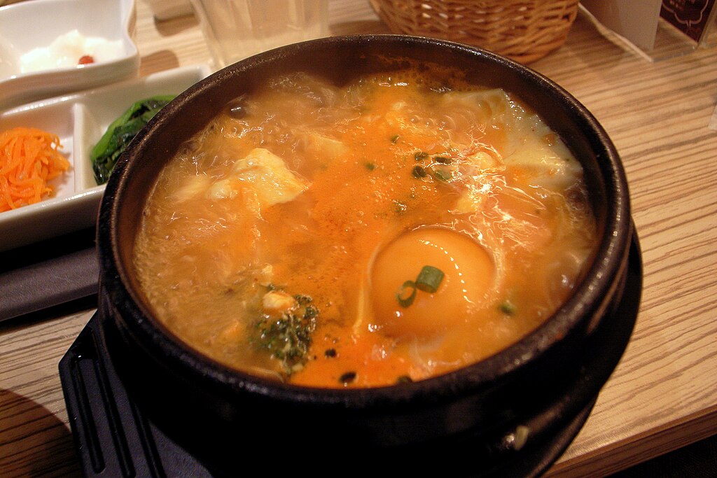 Korean stew-Sundubu jjigae-11