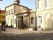 Biblioteca Civica, ingresso