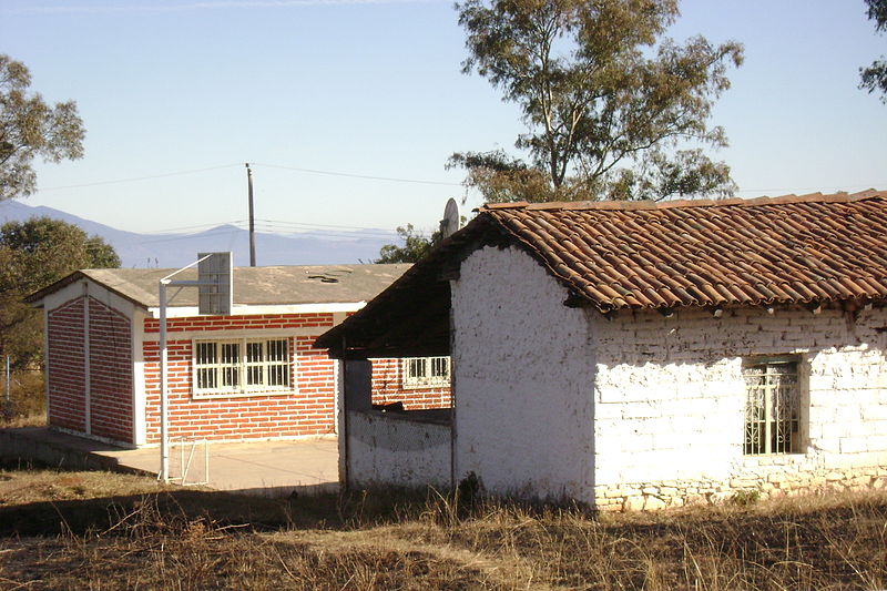 File:La Escuela, schoolhouse of Mesa del Cobre.jpg