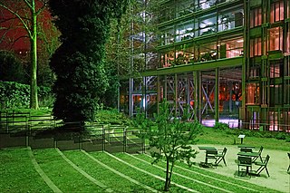 <span class="mw-page-title-main">Fondation Cartier pour l'Art Contemporain</span> Contemporary art museum in Paris, France