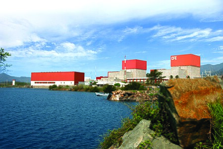 ไฟล์:Laguna Verde Nuclear Power Station.jpg