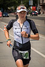 Vorschaubild für Laura Jansen (Triathletin)