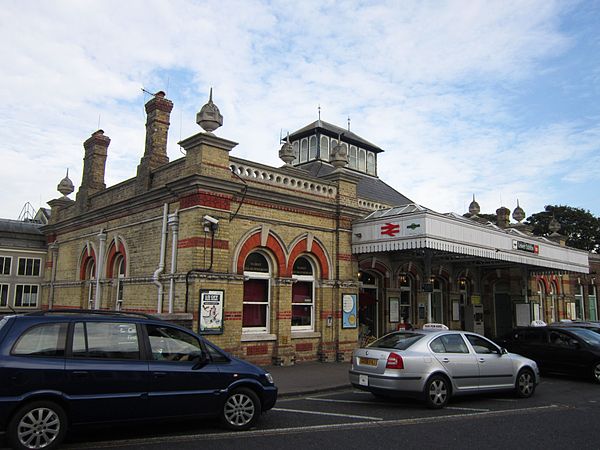 Forecourt at Lewes Station