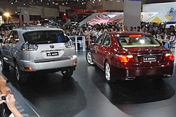 Demonstration of the automatic parking system on a Lexus LS Lexus-LS600hL self parking.jpg