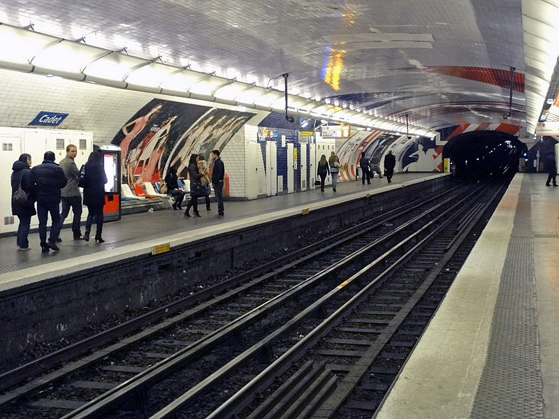 File:Métro de Paris - Ligne 7 - Cadet 03.jpg