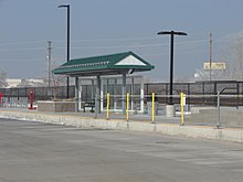 The Utah Valley Express passenger platform and northern shelter at Orem station, February 2016 MAX passenger platform and northern shelter at Orem station, Feb 16.jpg