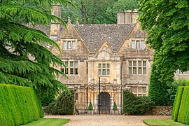 Upper Slaughter Manor (1649)